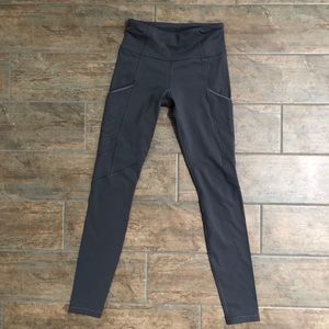 Grey detailed lululemon leggings size 4